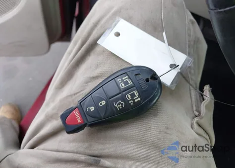 2014 Chrysler Town & Country Touring из США, поврежденный, VIN 2C4RC1BG4ER444882